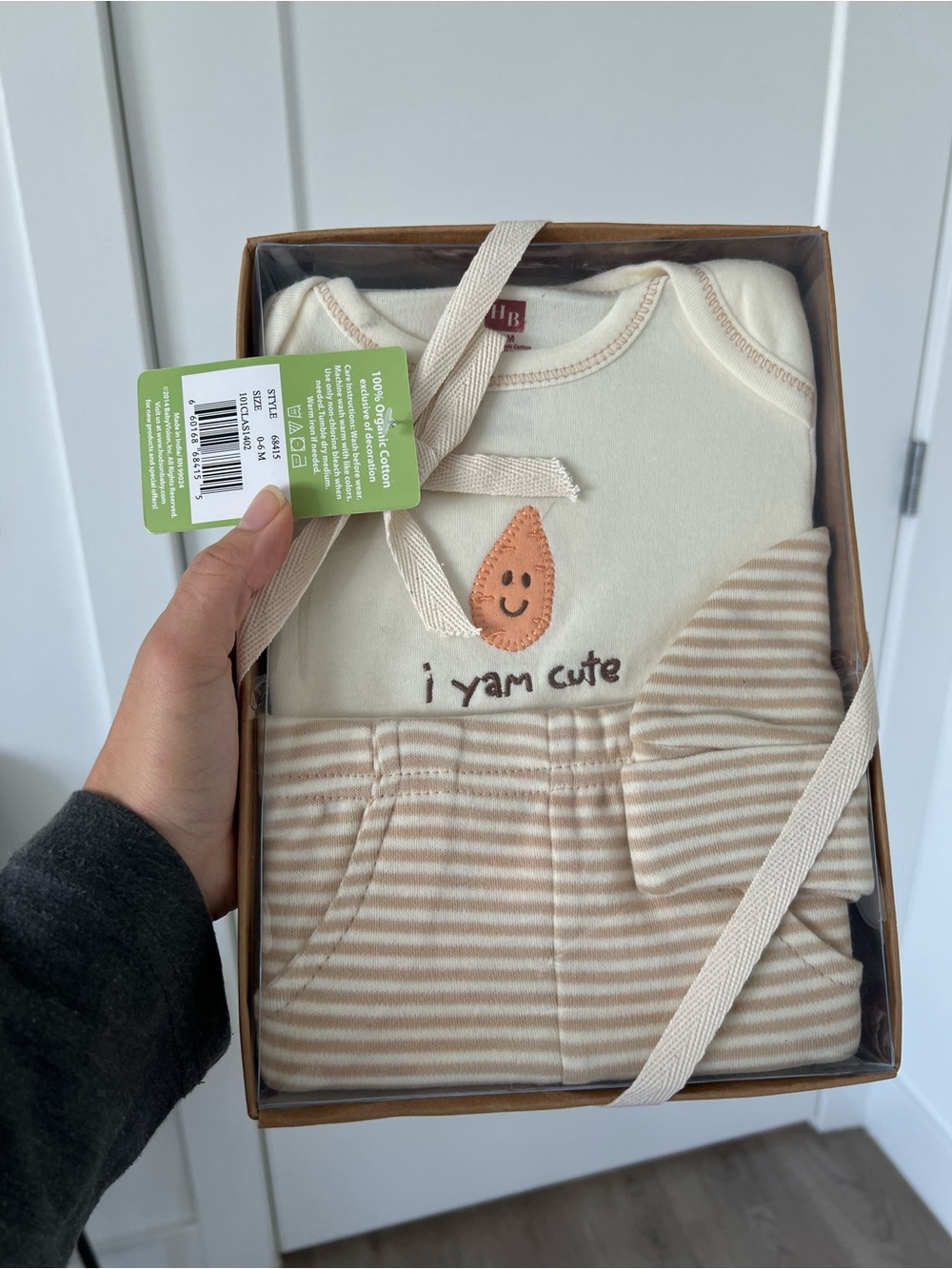 Hudson Baby Cream and Beige 'I Yam Cute'